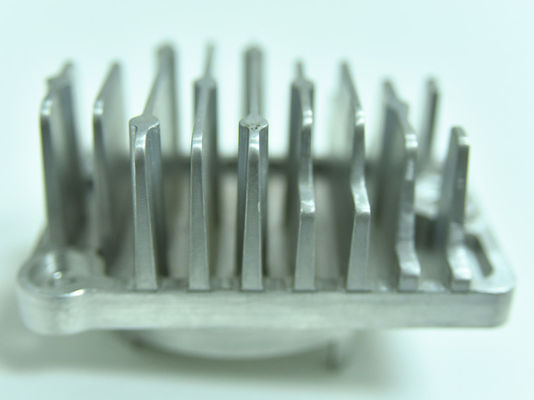 Die Casting Silver Anodizing AL6061 Heatsink Housing